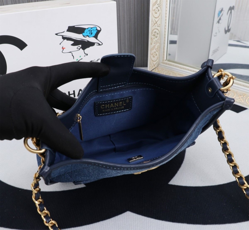 Ch**el hobo bags